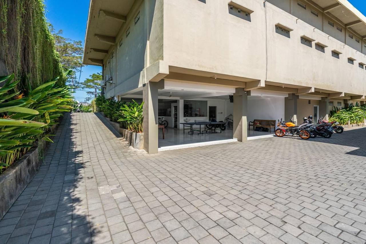 Ganandra Stay Denpasar Exterior photo